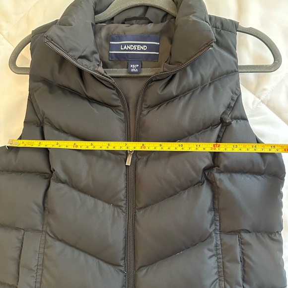 Lands' End Down Vest - Picture 4 of 9